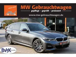 Grau Gebraucht 2021 BMW 330e M Sport Kombi | 34.990 € (Fairer Preis)