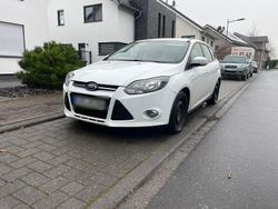 Weiß Gebraucht 2013 Ford Focus Kombi | 3.250 € (Fairer Preis)
