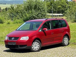 Rot Gebraucht 2004 VW Touran Van / Kleinbus | 3.500 € (Fairer Preis)