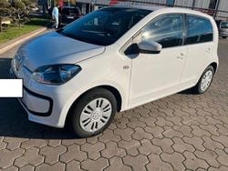Weiß Gebraucht 2015 VW up! Kleinwagen | 5.900 € (Guter Preis)