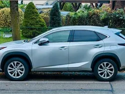 Silber Gebraucht 2015 Lexus NX200t Luxury Line SUV | 21.999 €