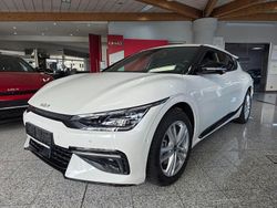 Weiß Gebraucht 2023 Kia EV6 GT-Line SUV | 41.990 € (Etwas zu teuer)