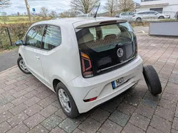 Weiß Gebraucht 2019 VW up! move up! Kleinwagen | 8.400 € (Fairer Preis)