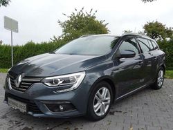 Grau Gebraucht 2020 Renault Mégane IV Business Limousine | 15.990 € (Fairer Preis)