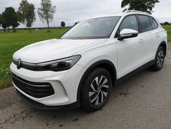 Weiß Neu 2025 VW Tiguan Life SUV | 43.168 € (Fairer Preis)