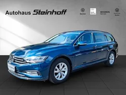 Blau Gebraucht 2020 VW Passat Kombi | 19.990 € (Guter Preis)
