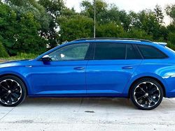 Blau Gebraucht 2022 Skoda Superb SportLine Kombi | 24.400 € (Superpreis)