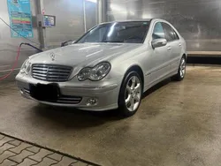 Silber Gebraucht 2006 Mercedes C230 Limousine | 4.300 € (Etwas zu teuer)