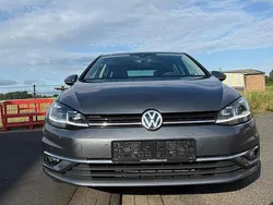 Grau Gebraucht 2018 VW Golf VII Join Kleinwagen | 16.000 € (Fairer Preis)