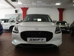 Weiß Neu 2025 Suzuki Swift Club Limousine | 17.190 €
