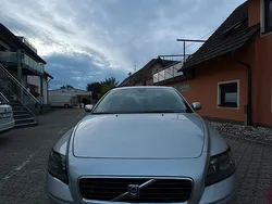 Silber Gebraucht 2006 Volvo S40 Limousine | 3.500 € (Fairer Preis)