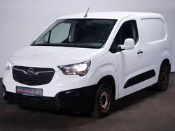 Weiß Gebraucht 2020 Opel Combo Edition Van / Kleinbus | 8.249 € (Superpreis)