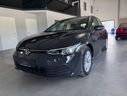 Grau Gebraucht 2022 VW Golf VIII Life Limousine | 23.450 € (Fairer Preis)