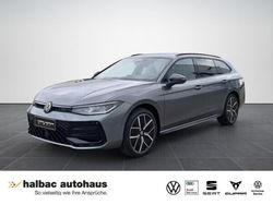 Schwarz (grau (diabasgrau metallic / grenadillschwarz) Neu 2025 VW Passat R-line Kombi | 66.229 €