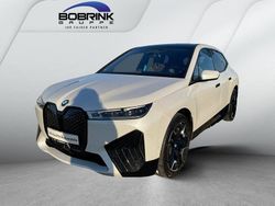 Weiß Gebraucht 2022 BMW iX Sport Line SUV | 40.920 € (Fairer Preis)