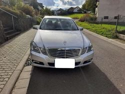 Silber Gebraucht 2009 Mercedes E350 Limousine | 10.500 € (Guter Preis)