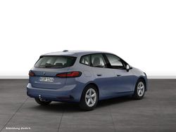 Grau Gebraucht 2024 BMW 216 Active Tourer Van / Kleinbus | 30.140 € (Fairer Preis)