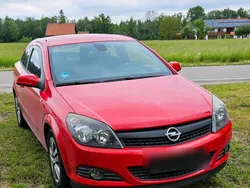 Rot Gebraucht 2009 Opel Astra GTC Sport Coupé | 2.999 € (Guter Preis)