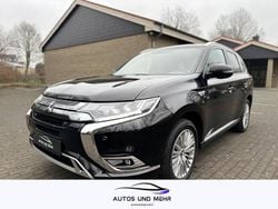 Schwarz Gebraucht 2019 Mitsubishi Outlander P-HEV Edition Limousine | 14.999 € (Superpreis)