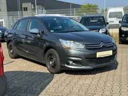 Grau Gebraucht 2011 Citroën C4 Attraction Limousine | 3.390 € (Fairer Preis)