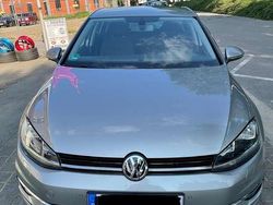 Grau Gebraucht 2017 VW Golf VII Comfortline Limousine | 8.200 € (Fairer Preis)