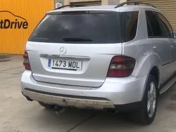 Grau Gebraucht 2006 Mercedes ML320 SUV | 12.500 €