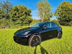Schwarz Gebraucht 2023 Tesla Model Y Standard Range SUV | 30.600 €