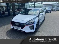 Weiss Gebraucht 2019 Hyundai Ioniq Trend Limousine | 13.990 € (Guter Preis)