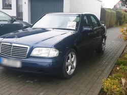 Blau Gebraucht 1997 Mercedes C280 Limousine | 6.800 €