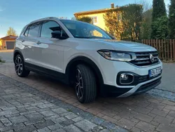 Weiß Gebraucht 2019 VW T-Cross Style SUV | 17.490 €