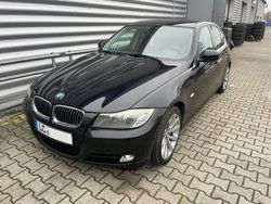 Schwarz Gebraucht 2011 BMW 325 Exclusive Limousine | 9.390 €