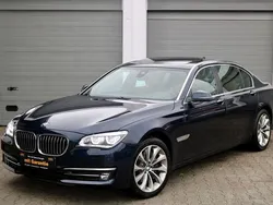 Blau Gebraucht 2015 BMW 730L Exclusive Limousine | 22.990 €