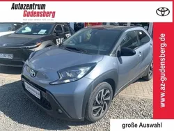 Grau Neu 2025 Toyota Aygo Kleinwagen | 16.980 €