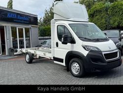 Weiss Gebraucht 2021 Peugeot Boxer Van | 12.999 €