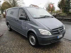 Schiefergrau Gebraucht 2014 Mercedes Vito Van / Kleinbus | 11.990 €