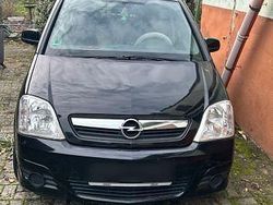 Schwarz Gebraucht 2010 Opel Meriva Innovation Van / Kleinbus | 2.000 € (Superpreis)