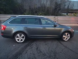 Blau Gebraucht 2015 Skoda Octavia GreenLine Kombi | 5.850 € (Superpreis)