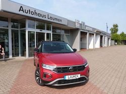 Kings red metallic / schwarz Gebraucht 2023 VW T-Roc Move SUV | 26.990 € (Guter Preis)