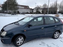 Blau Gebraucht 2004 Nissan Almera Tino Van / Kleinbus | 2.000 € (Fairer Preis)