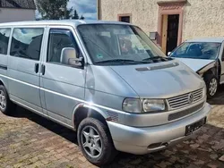 Silber Gebraucht 2000 VW T4 Van | 3.900 €