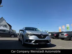 Grau Gebraucht 2016 Renault Mégane IV Intens Limousine | 11.190 € (Fairer Preis)