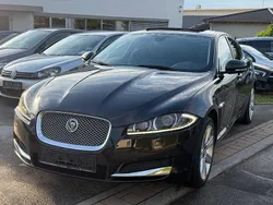 Schwarz Gebraucht 2011 Jaguar XF Limousine | 7.999 € (Fairer Preis)