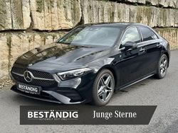 Lack kosmosschwarz Gebraucht 2024 Mercedes A180 AMG Limousine | 32.990 € (Fairer Preis)