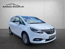 Weiß Gebraucht 2017 Opel Zafira Innovation Van / Kleinbus | 6.690 € (Fairer Preis)