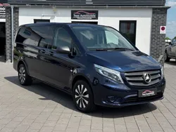 Cavansitblau metallic Gebraucht 2019 Mercedes Vito Van / Kleinbus | 36.771 € (Teuer)