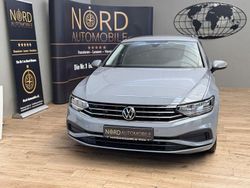 Mondsteingrau Gebraucht 2023 VW Passat Kombi | 22.799 € (Guter Preis)