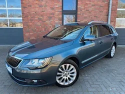 Grau Gebraucht 2014 Skoda Superb Limousine | 7.950 € (Superpreis)