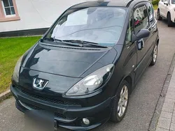 Schwarz Gebraucht 2009 Peugeot 1007 Kleinwagen | 1.799 €