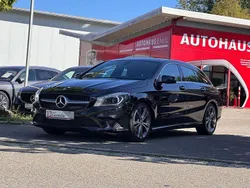 Schwarz Gebraucht 2015 Mercedes CLA200 Shooting Brake Kombi | 14.990 € (Fairer Preis)