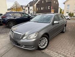 Silber Gebraucht 2012 Mercedes E200 Limousine | 7.897 € (Superpreis)